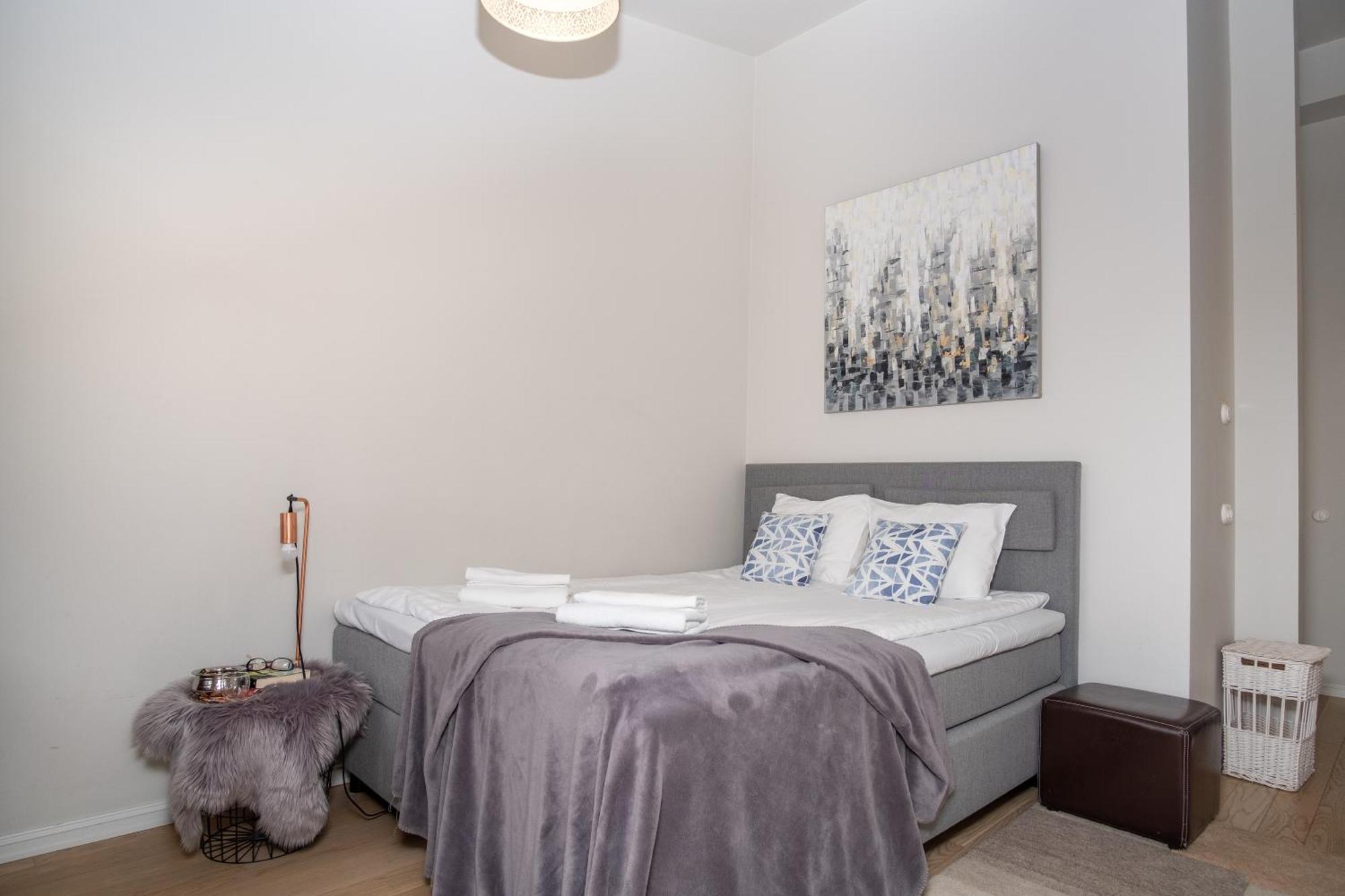 Apartment Dream - Mere With 24h Reception
